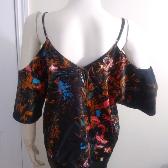 Wilfred Cold Shoulder Silk Blouse - Picture 5 of 6